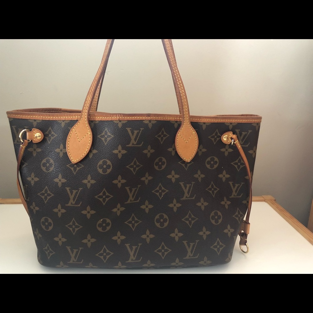 Authentic Louis Vuitton Neverfull PM